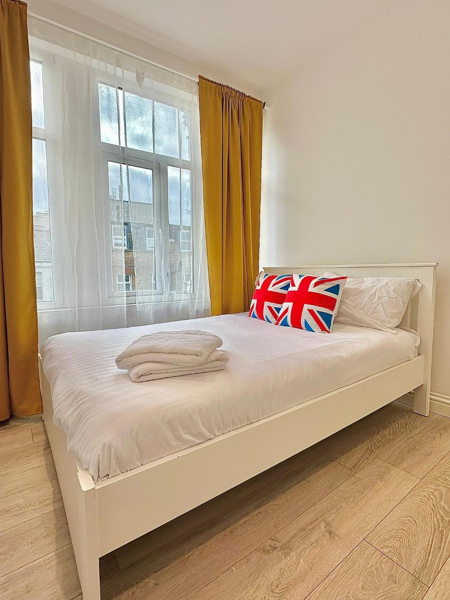 Appartamento Flat A Garrat Lane Londra